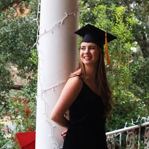 Meet your Posher, Lauren